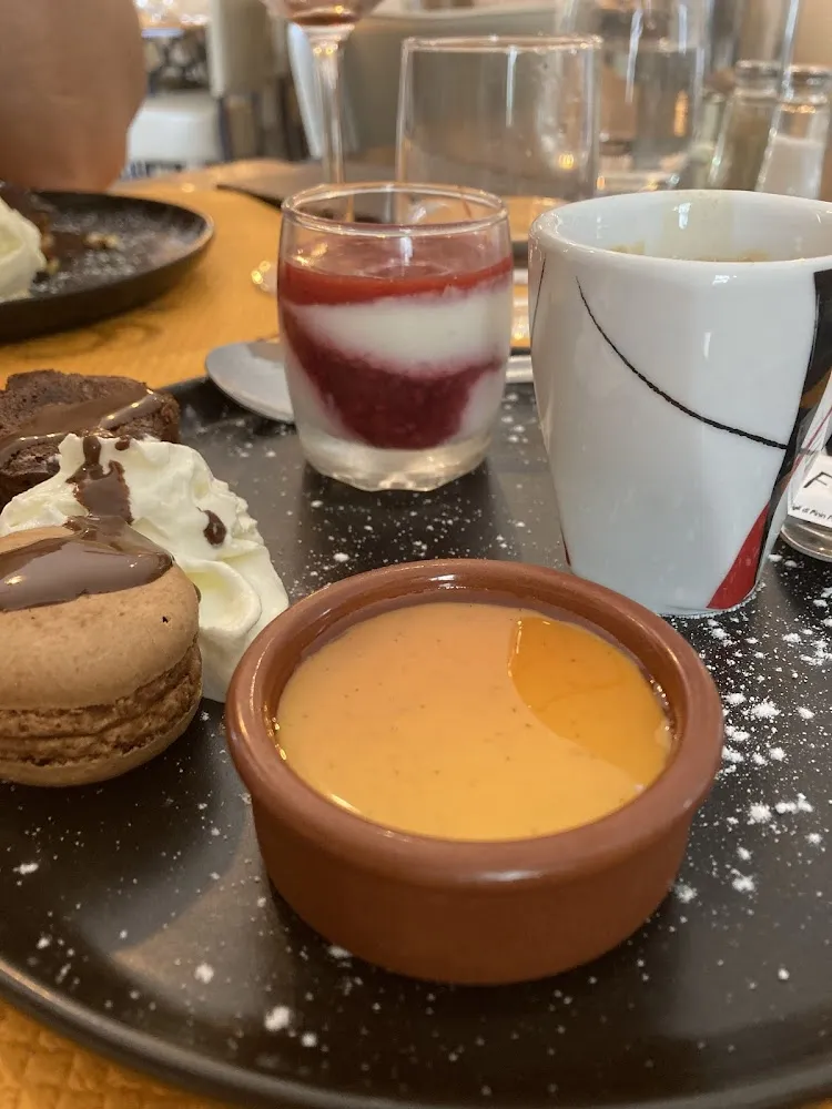 Café Gourmand
